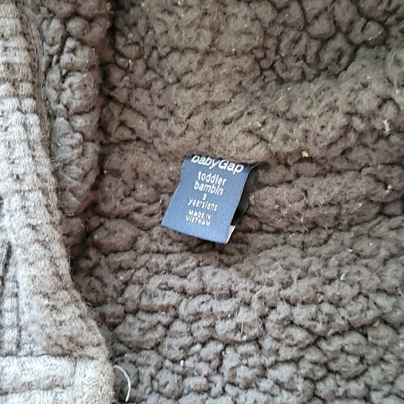 Two gap jackets - Picture 2 of 5